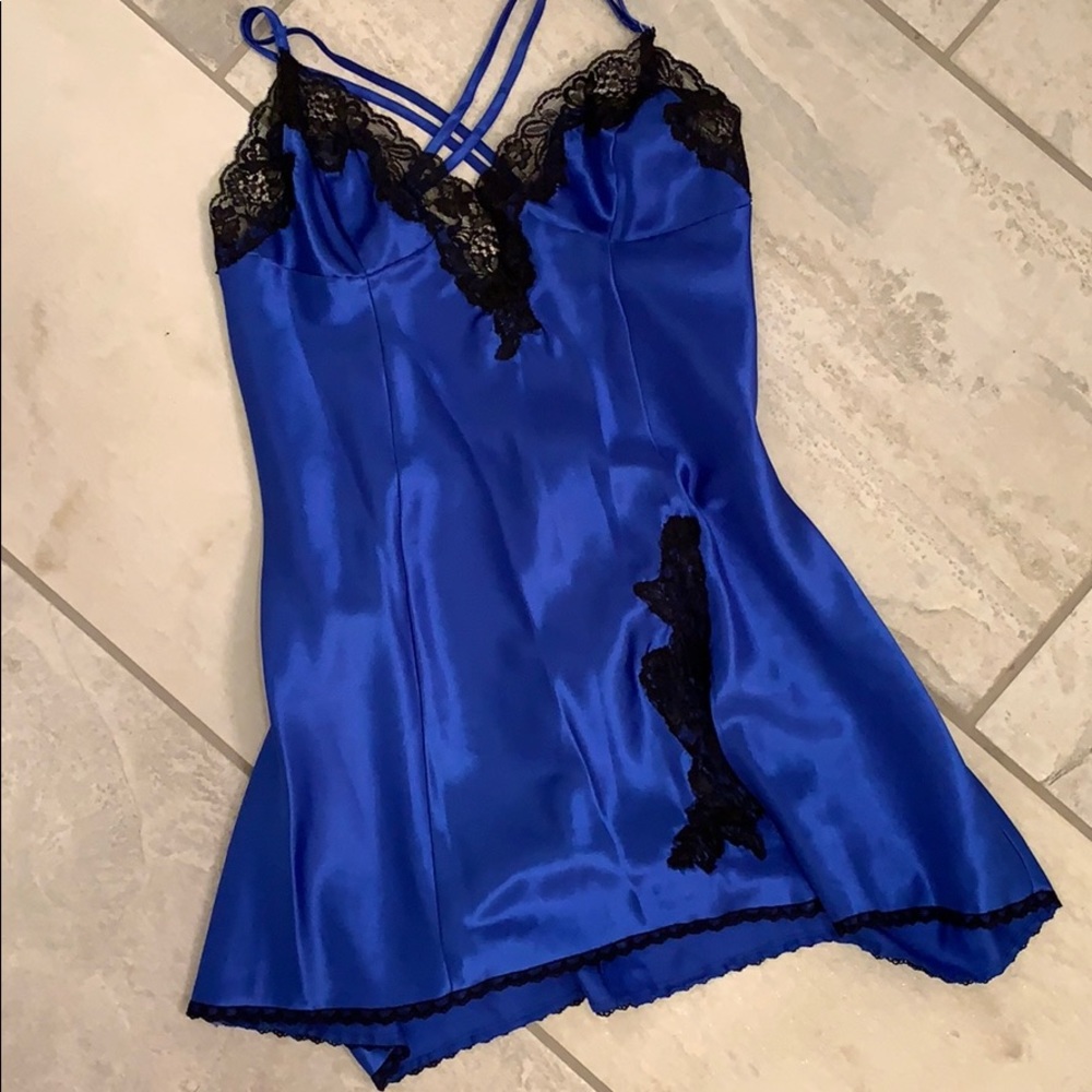 🔥SUPER SALE! Frederick’s of Hollywood sexy slip